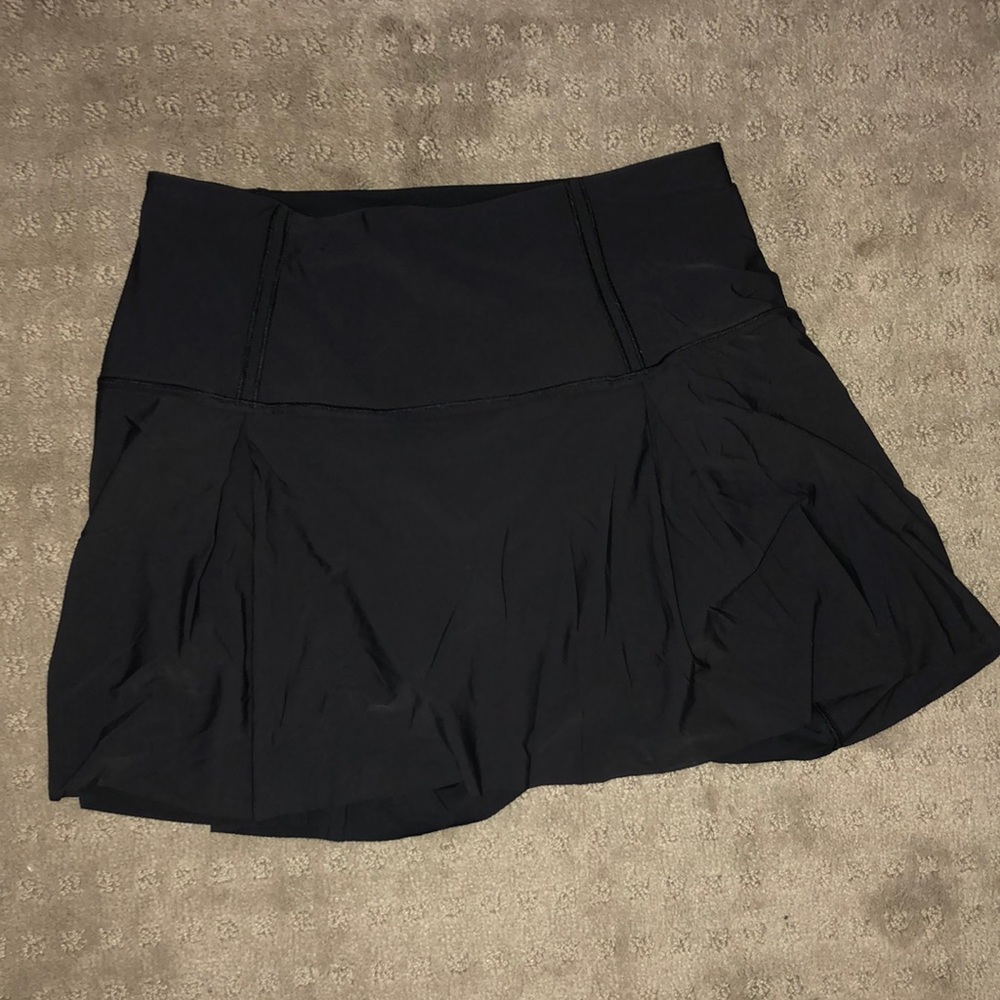 Lululemon skirt! Size 6